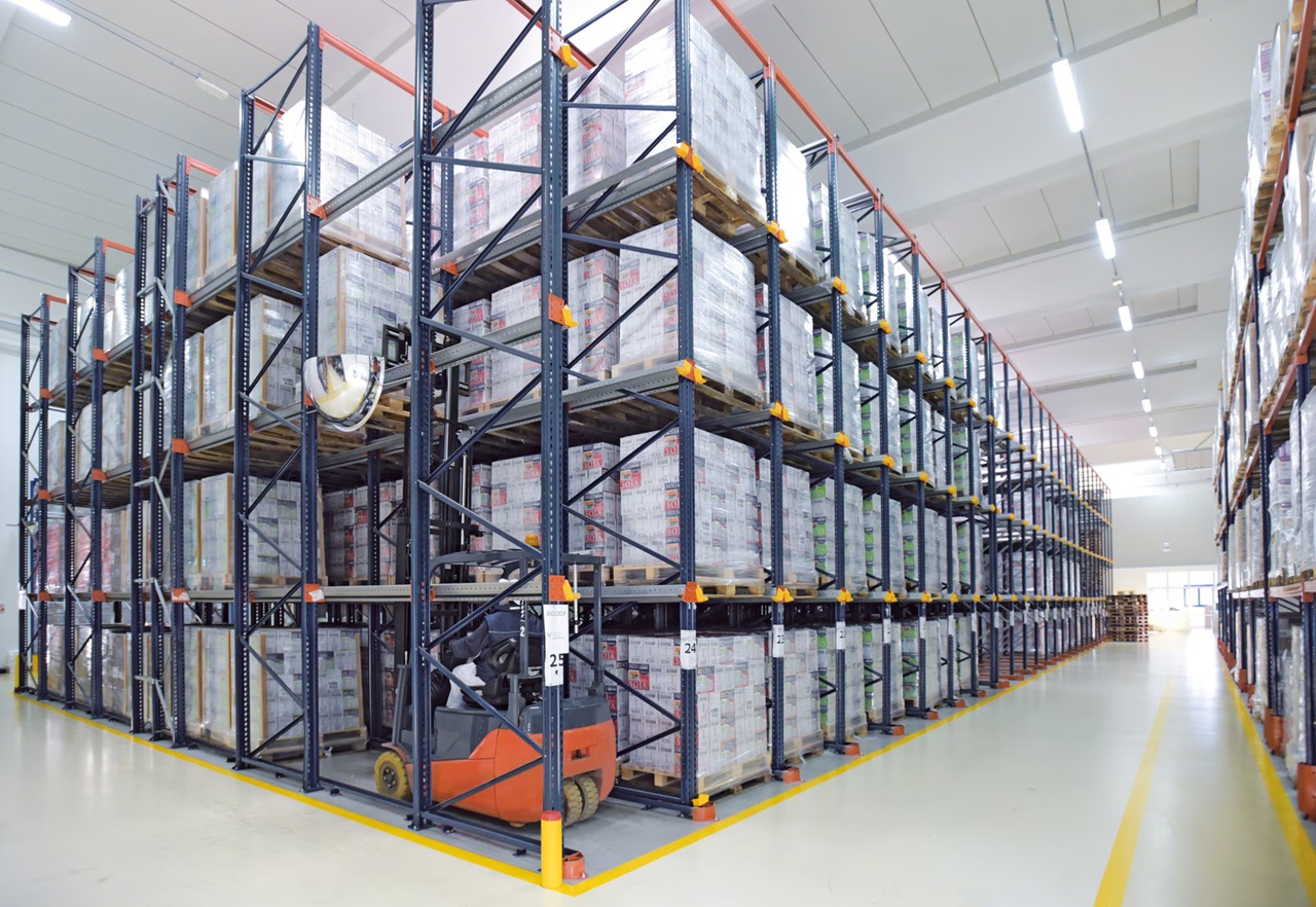 Drive-In Pallet Rack for Farragut warehouses